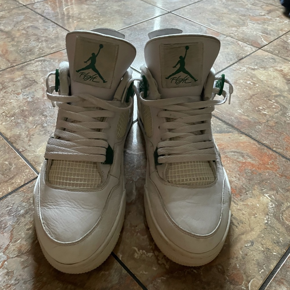 Jordan 4 Retro Classic Green